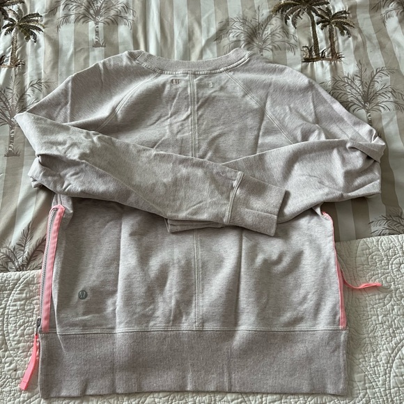 Rejuvenate lululemon pullover - Picture 7 of 8